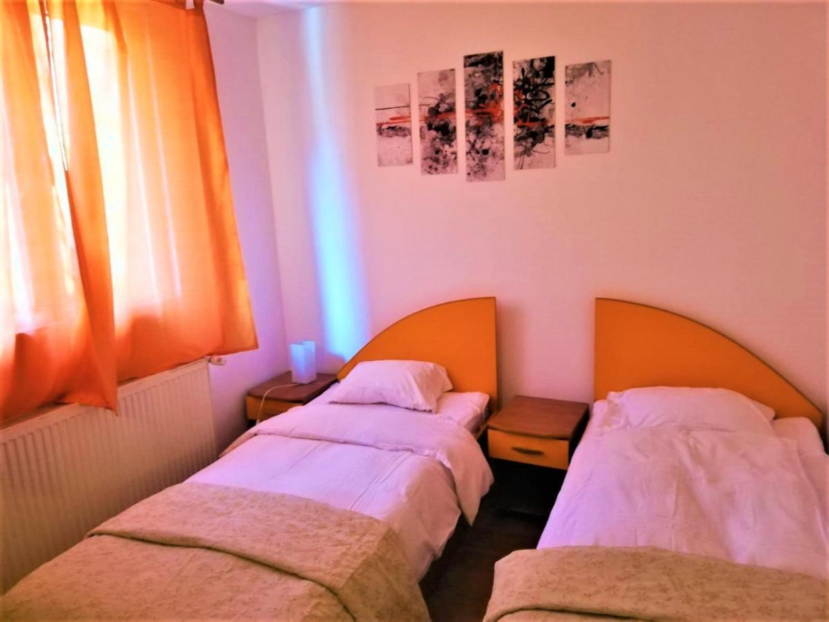 Hotel Dolce Far Niente Брашов Екстер'єр фото