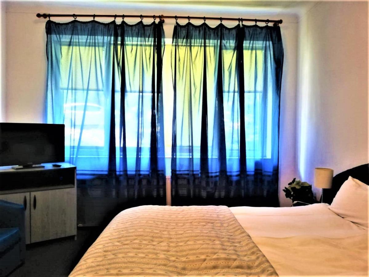 Hotel Dolce Far Niente Брашов Екстер'єр фото