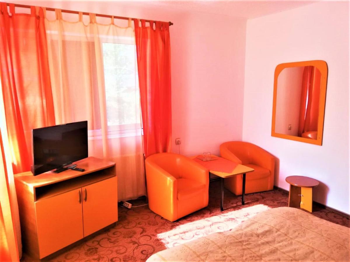Hotel Dolce Far Niente Брашов Екстер'єр фото