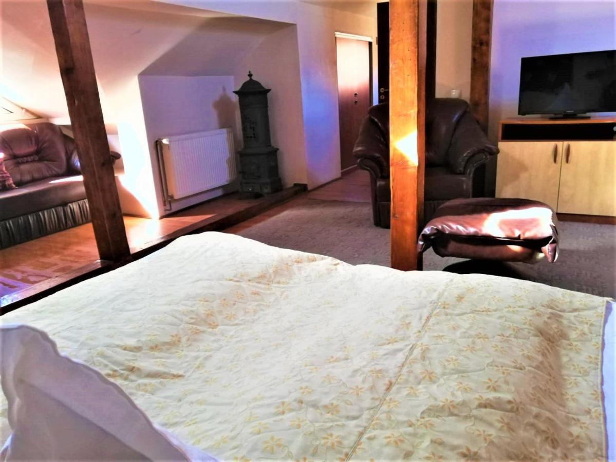 Hotel Dolce Far Niente Брашов Екстер'єр фото